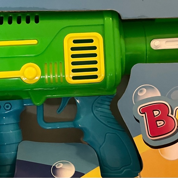 Battery operated bubble gun - Picture 3 of 11
